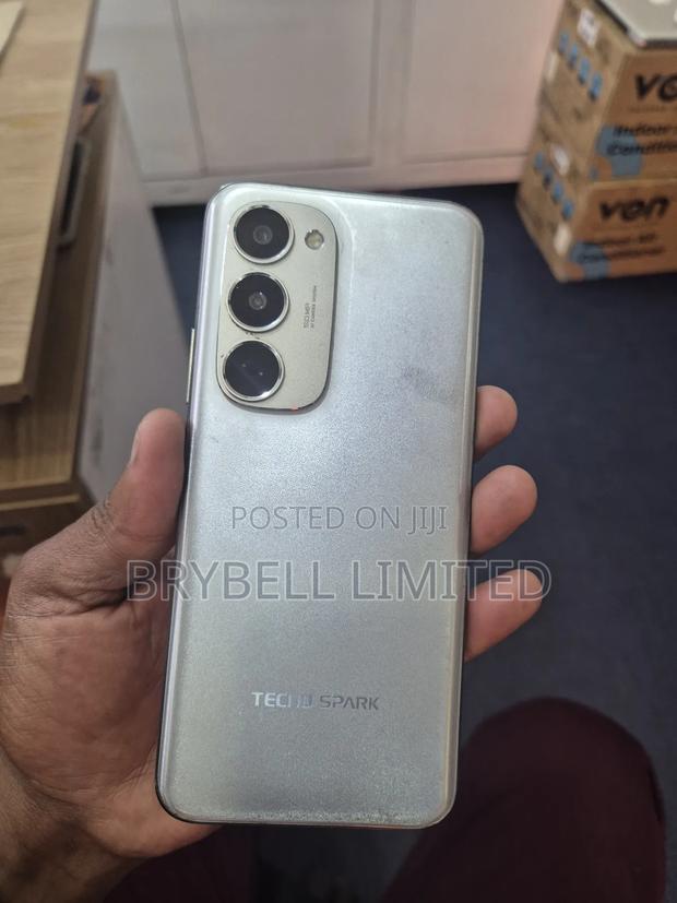 Tecno Spark 40 Pro+ 256 GB Gray - thumbnail 13