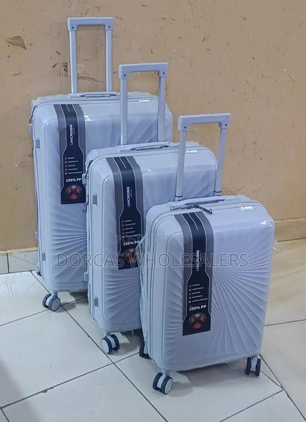 4 in 1 Unbreakable Suitcase Durable in All Colours - thumbnail 2