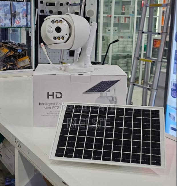 S10 Ubox Mini Solar PTZ Camera 4mp Hd Metallic (4g/Wifi Option) - main view