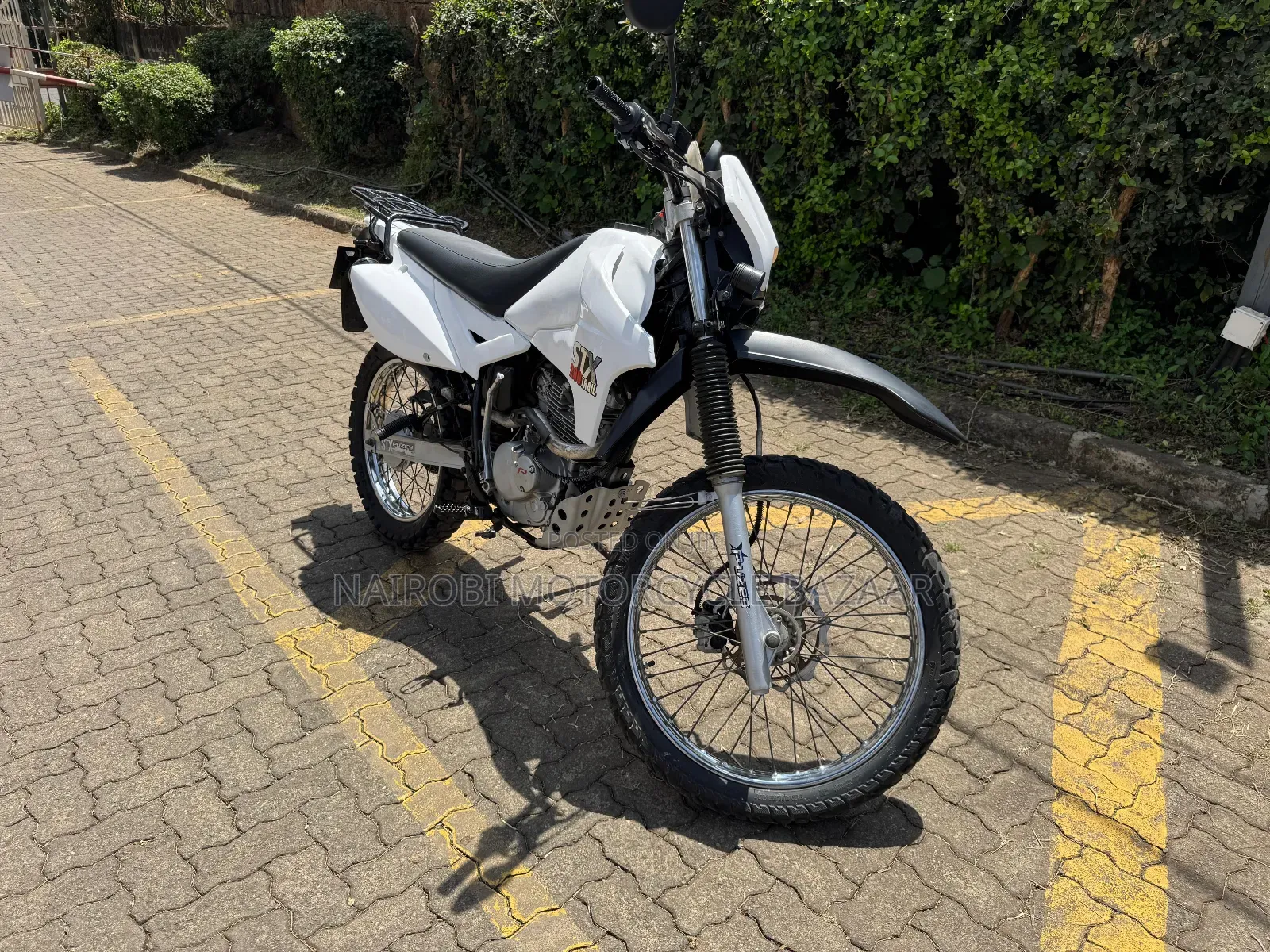 Motorcycle 2020 White