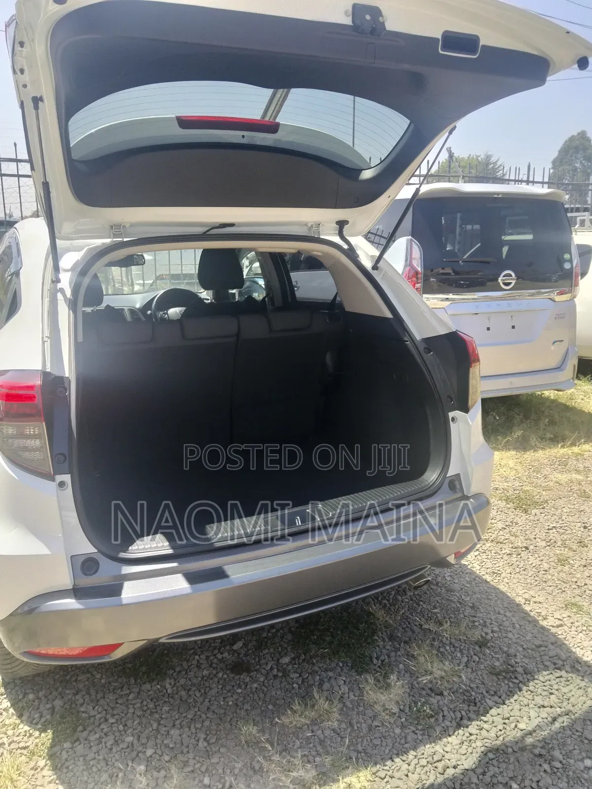 Honda Vezel 1.5 Hybrid 2WD 2018 White