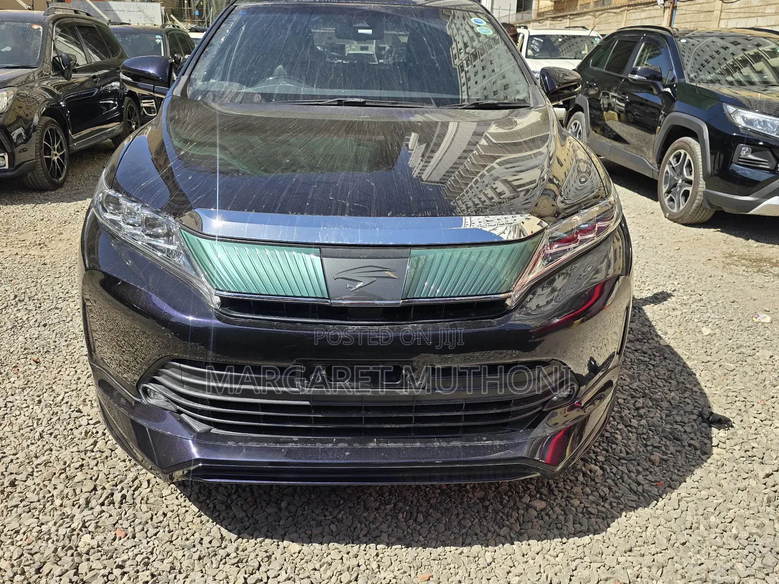 Toyota Harrier 2.0 2018 Black