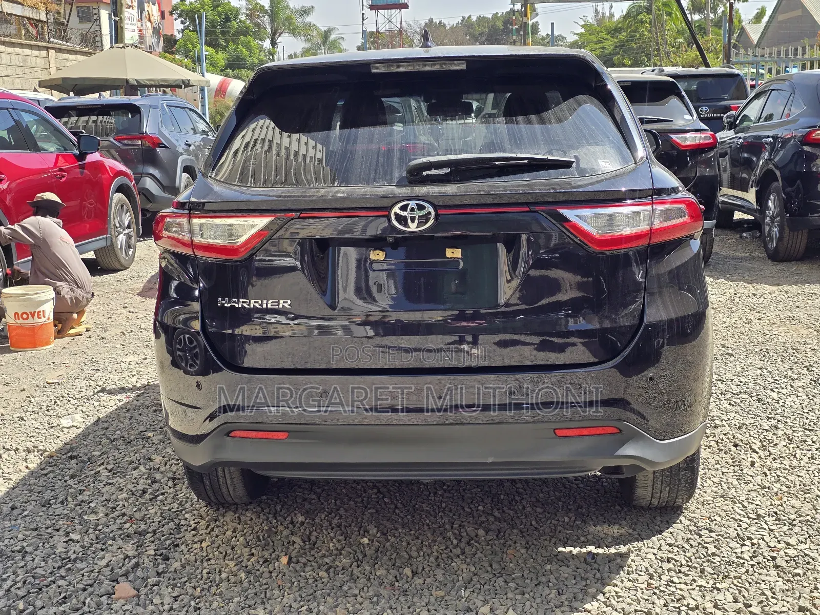 Toyota Harrier 2.0 2018 Black
