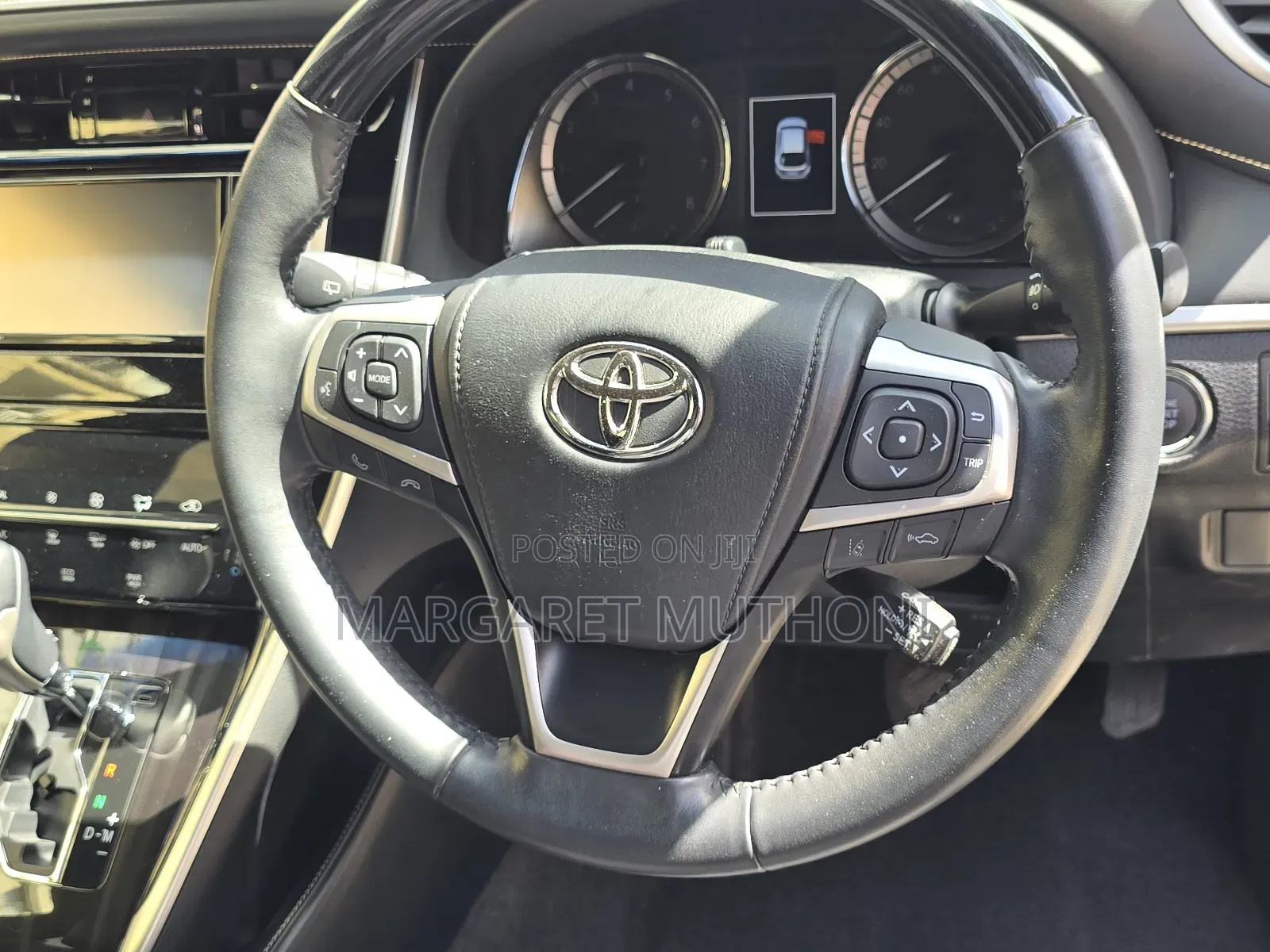 Toyota Harrier 2.0 2018 Black