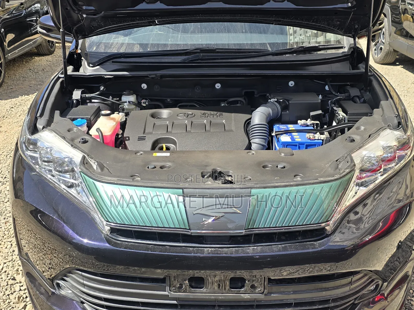 Toyota Harrier 2.0 2018 Black