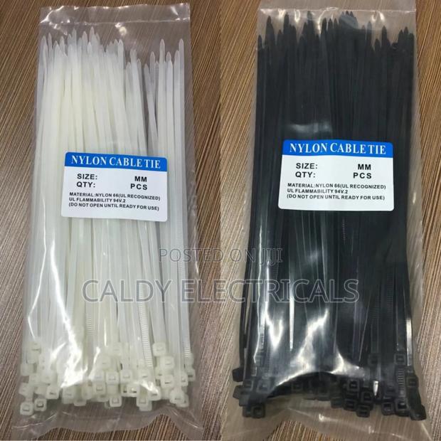 Quality 5*300 Nylon Cable Ties Hr4
