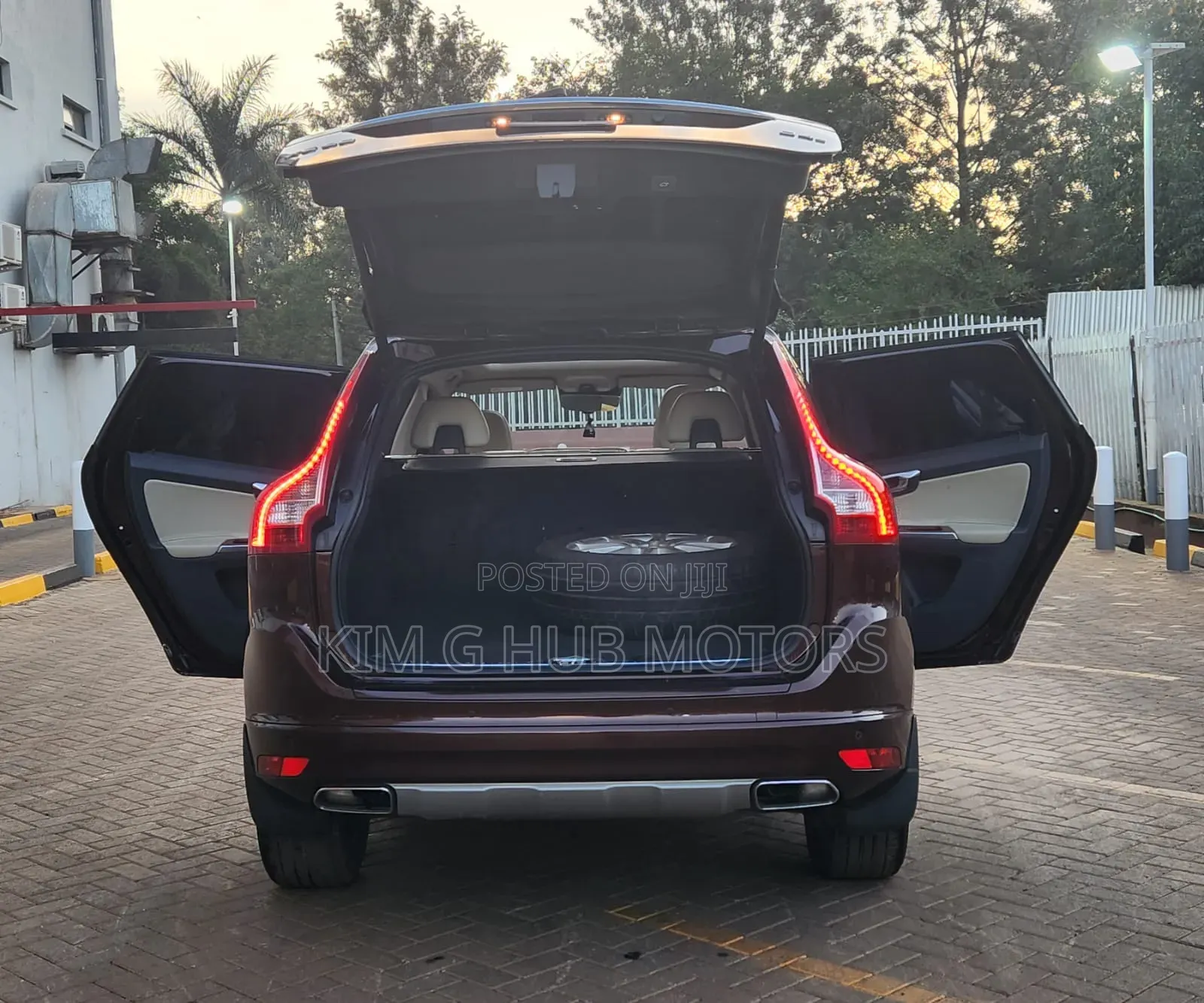 Volvo XC60 T5 Dynamic AWD 2017 Brown