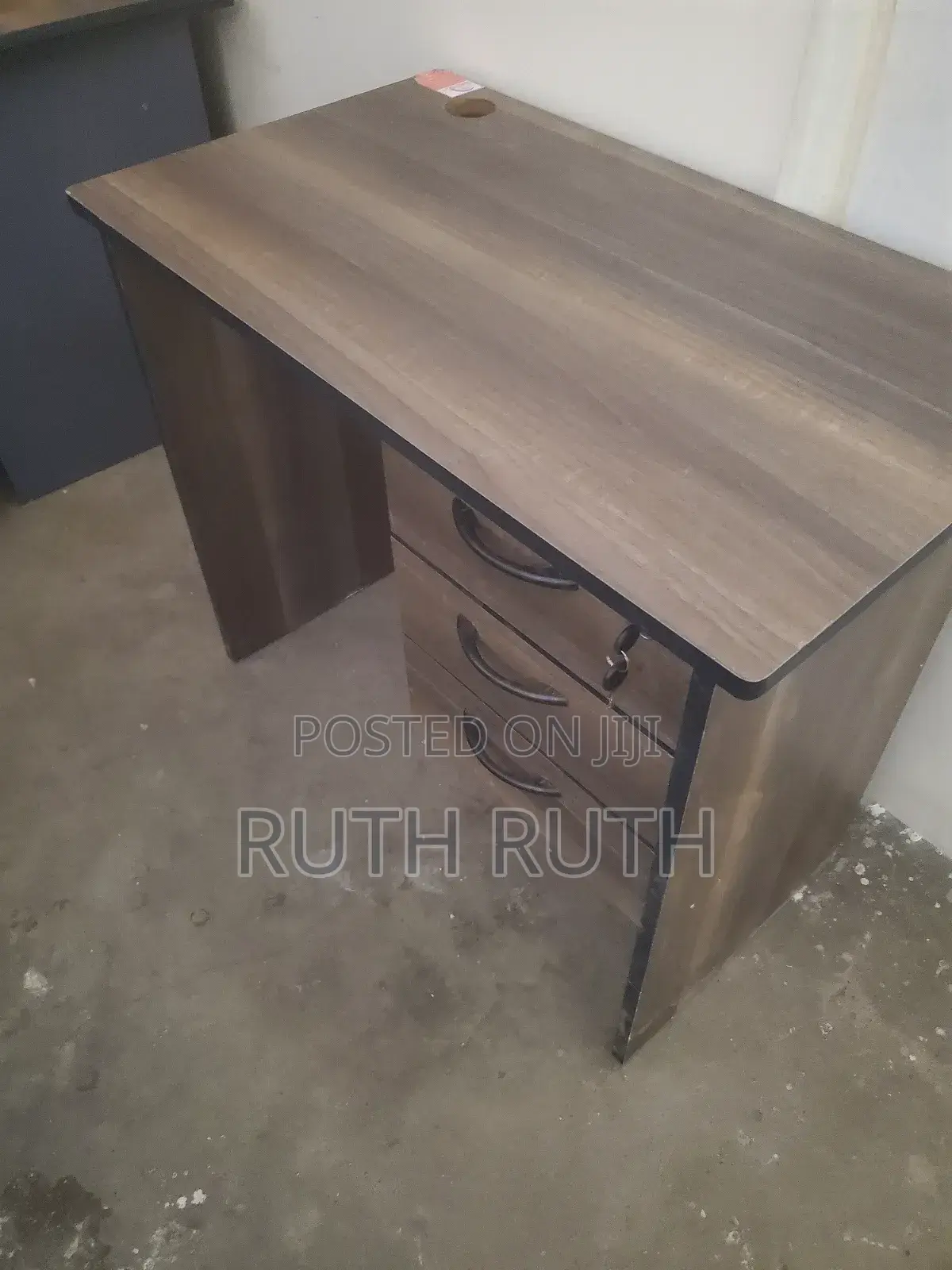 Office Desk