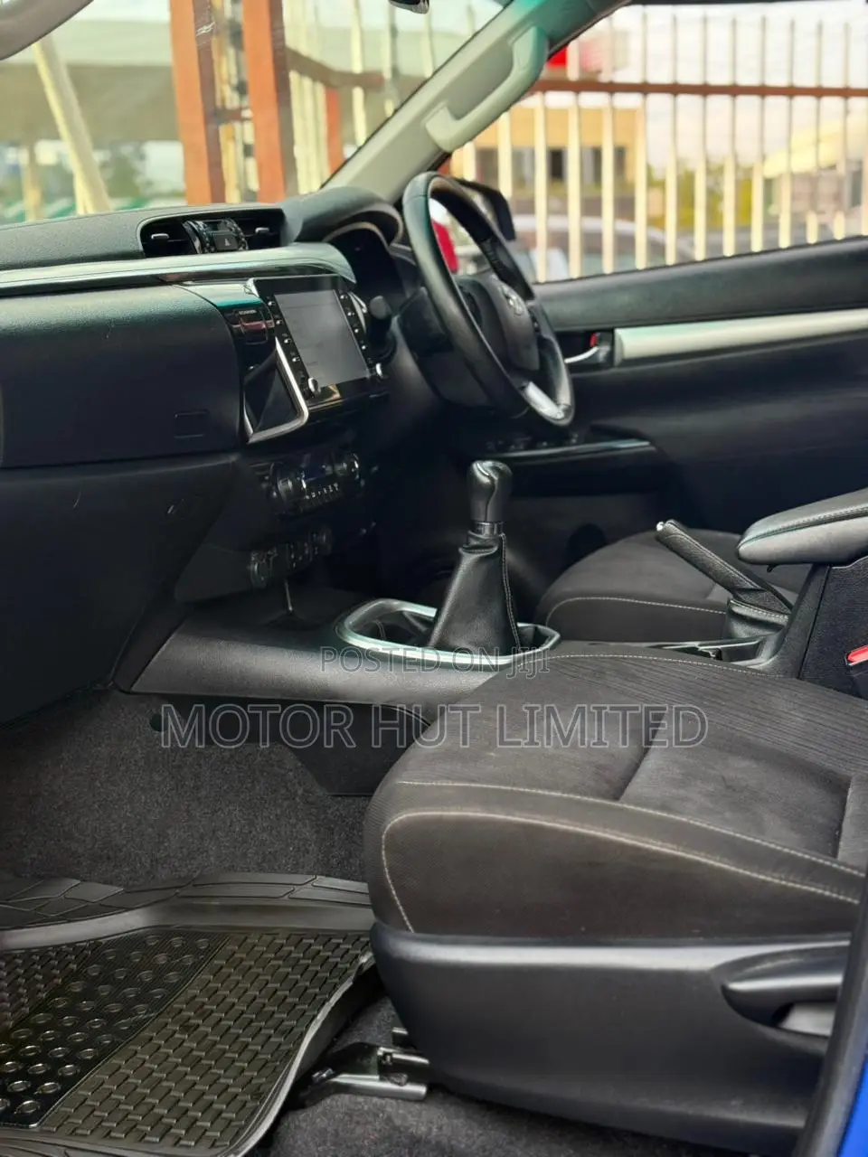 Toyota Hilux Revo Double Cab Deisel 2.8 AWD 2022 Blue