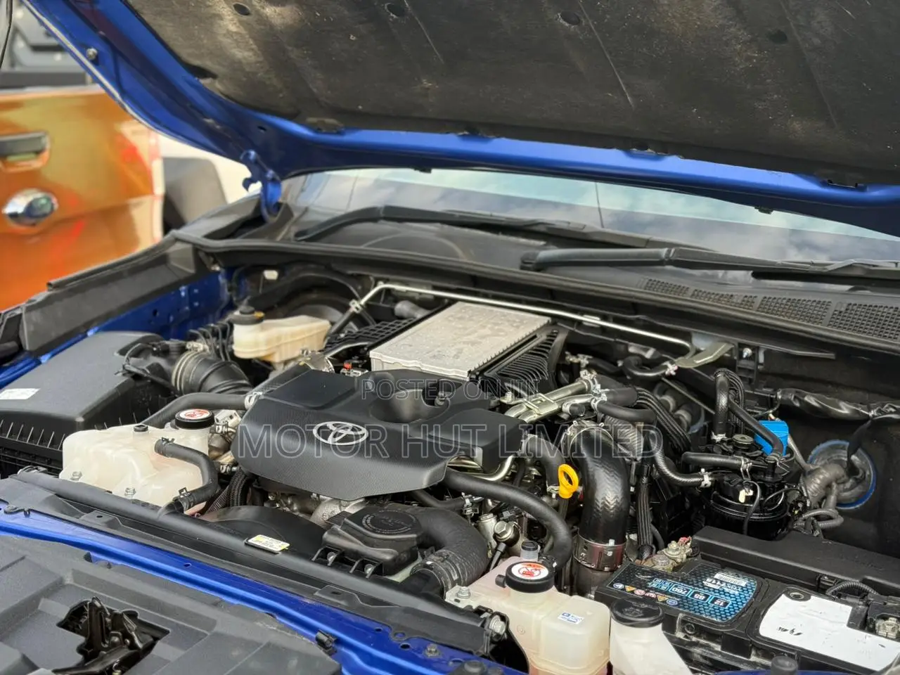 Toyota Hilux Revo Double Cab Deisel 2.8 AWD 2022 Blue