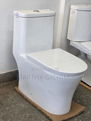 Soft-close Toilet Available - thumbnail 2