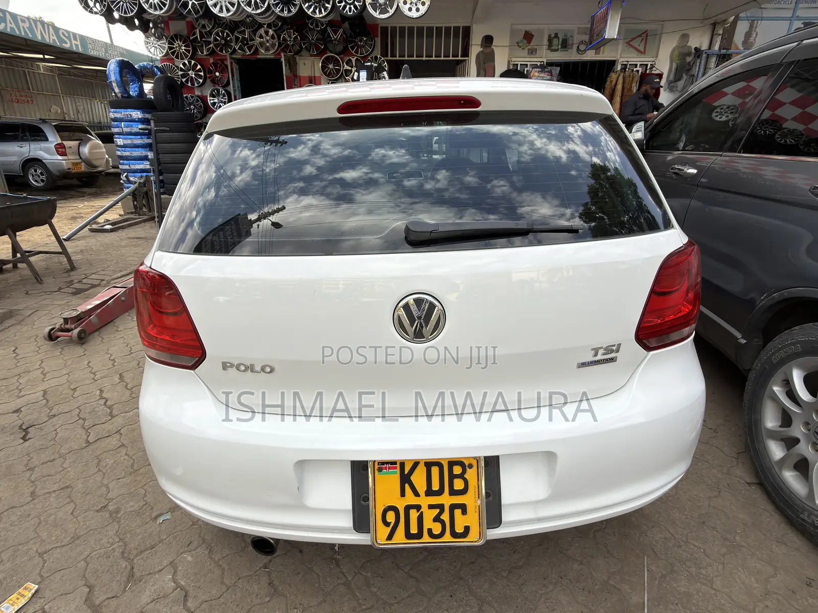 Volkswagen Polo 2013 White