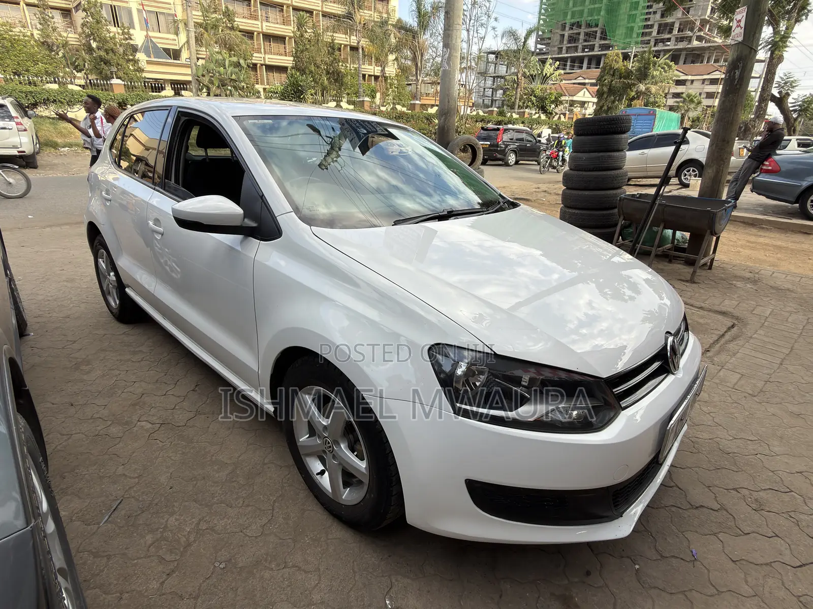 Volkswagen Polo 2013 White