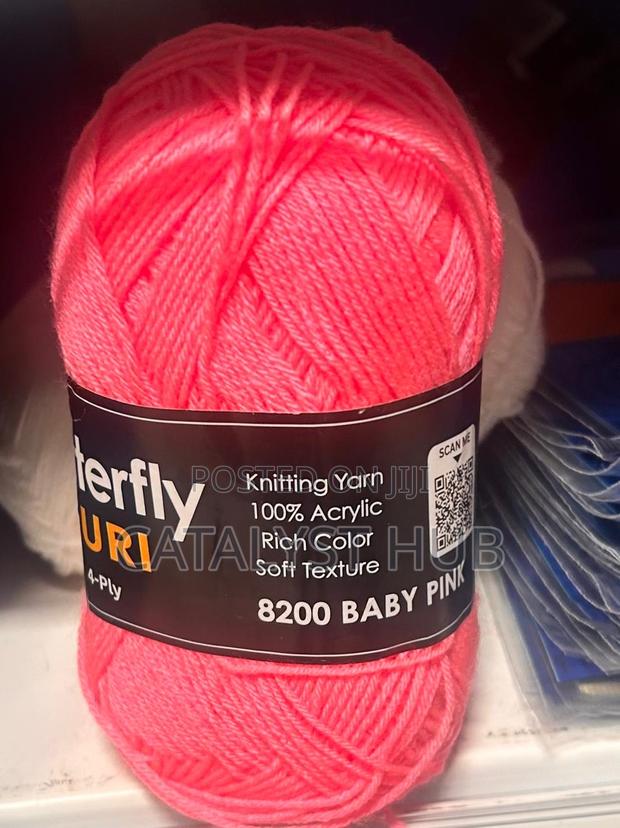 Knitting Yarn Size Medium - main view