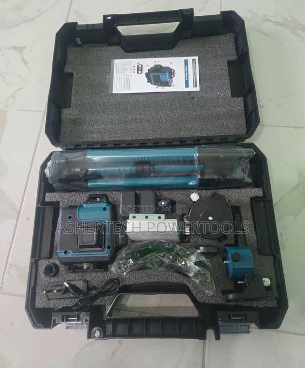 Makita Laser Level Kit.