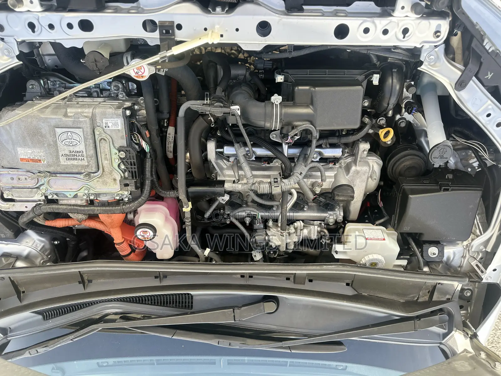 Toyota Axio 1.5 Hybrid 2WD 2019 Silver