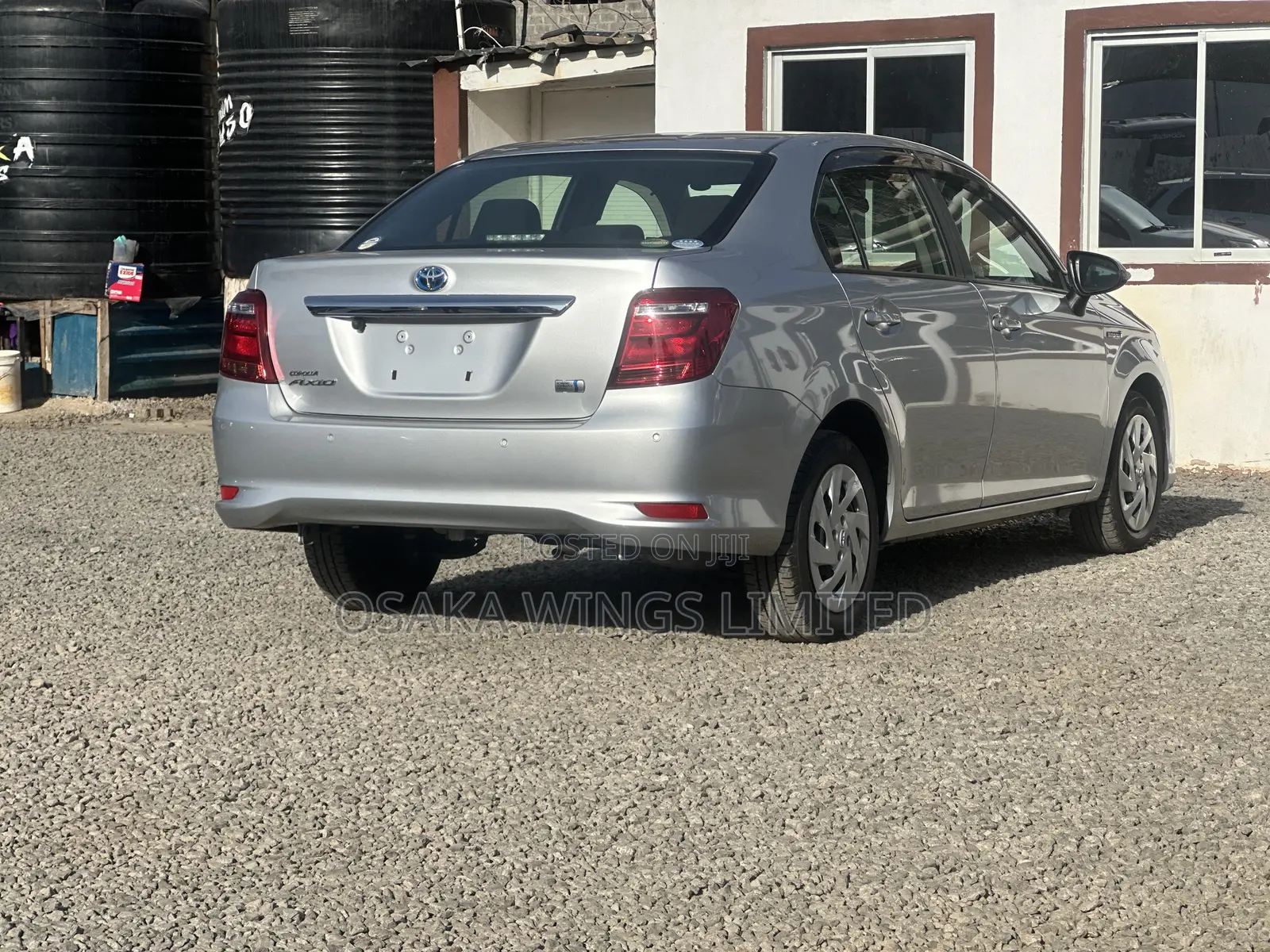 Toyota Axio 1.5 Hybrid 2WD 2019 Silver