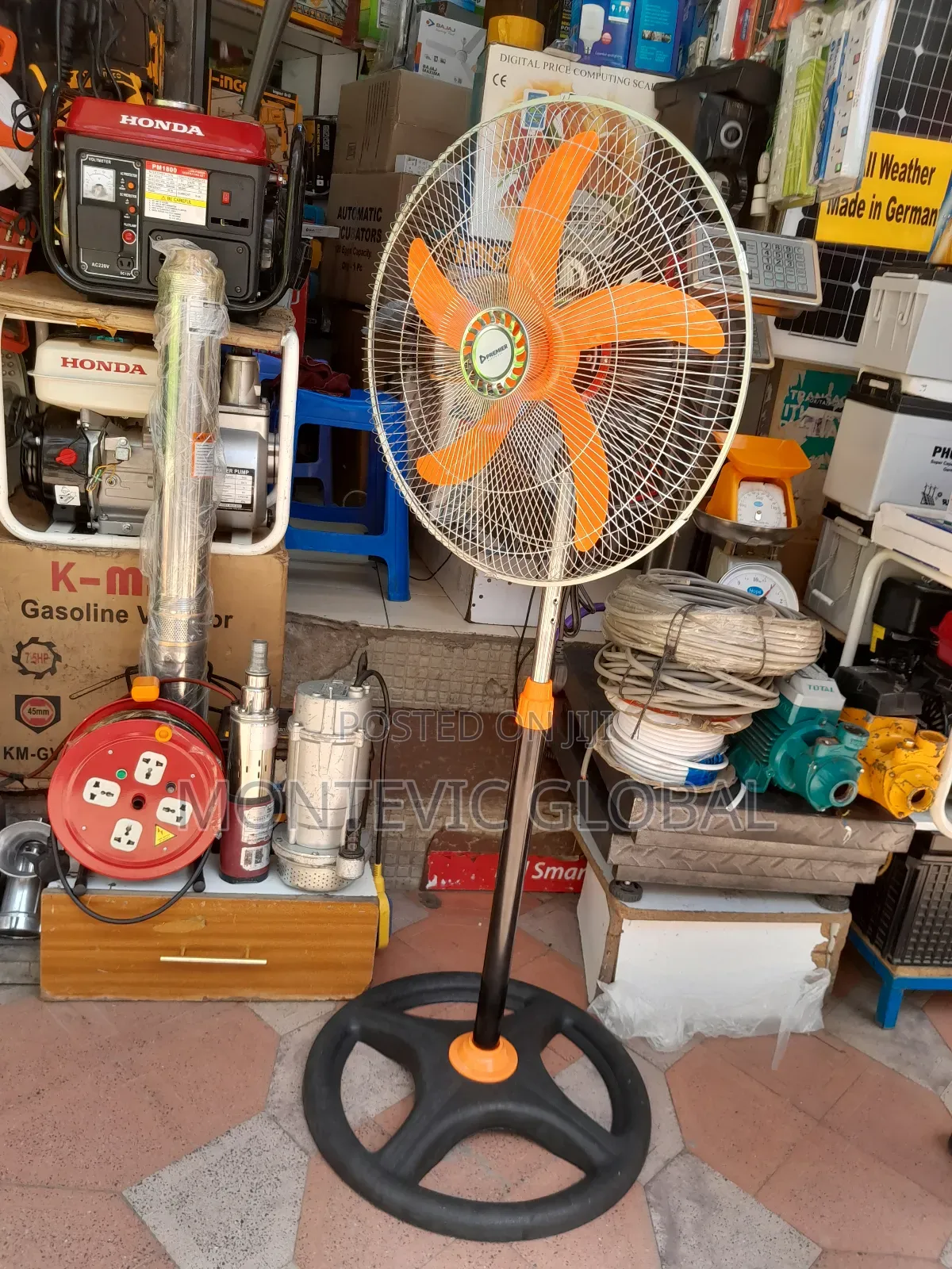 Ipcone 18'inch Standing Fan