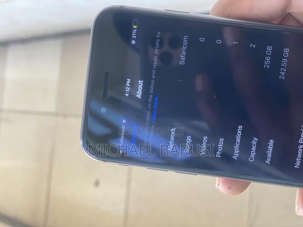 Apple iPhone 8 256 GB Black - thumbnail 5