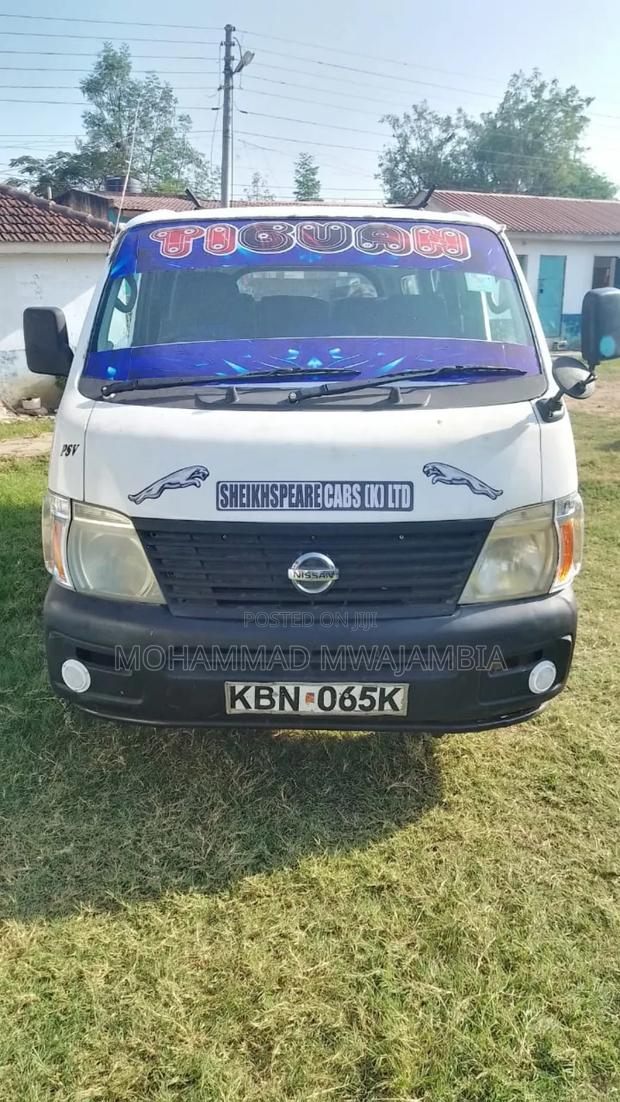 Nissan Caravan (Urvan) 2012 White
