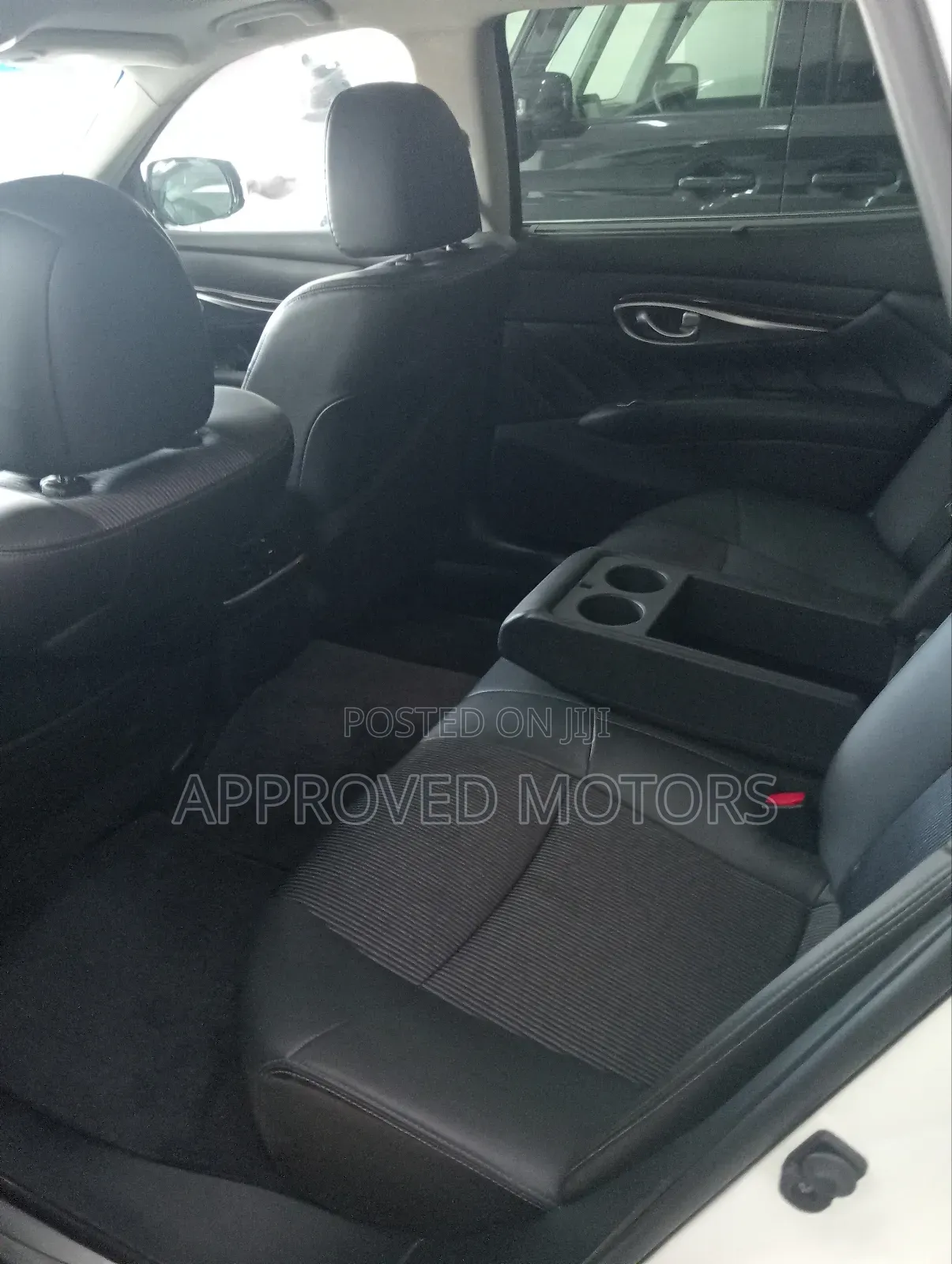 Nissan Cima 2019 White