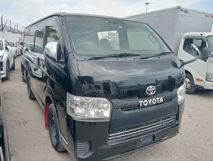 Toyota HiAce 2019 Black