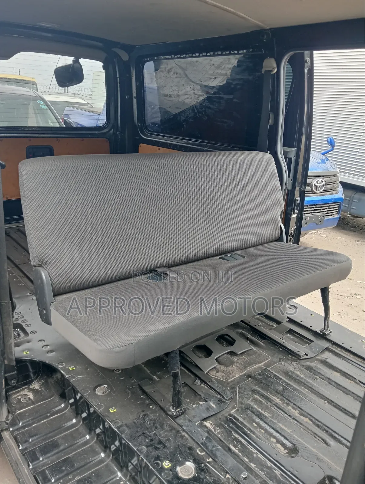 Toyota HiAce 2019 Black