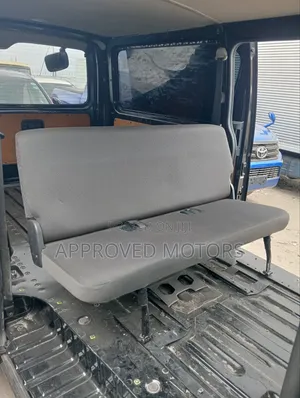 Toyota HiAce 2019 Black