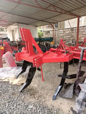 Heavy Duty Chisel Ploughs
