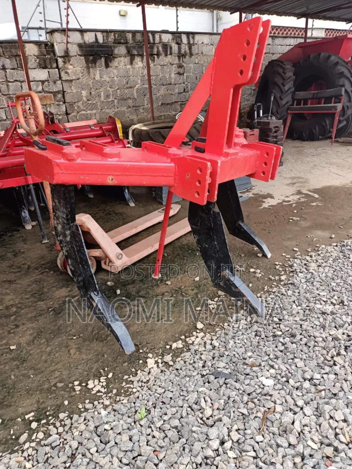 Heavy Duty Chisel Ploughs