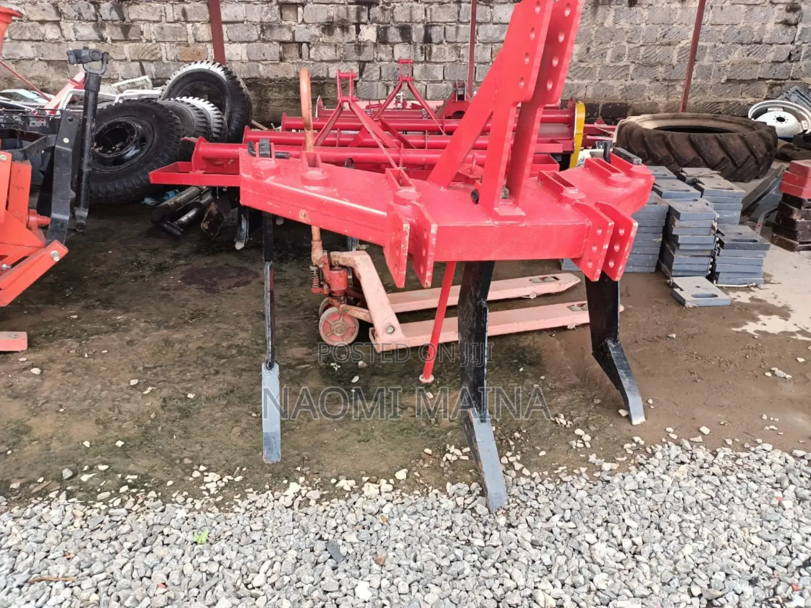 Heavy Duty Chisel Ploughs