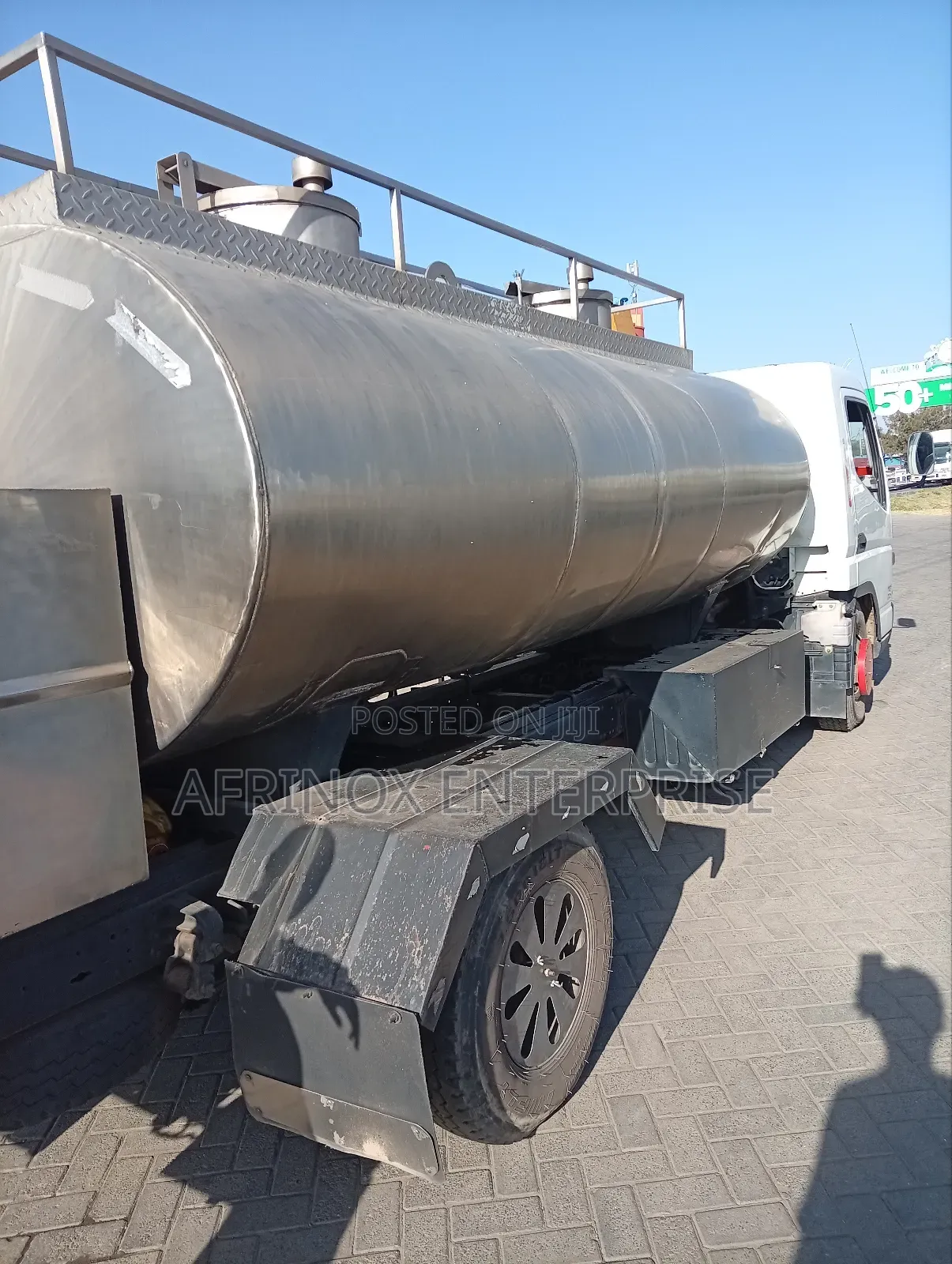We Fabricate and Install Water Transportation Lorry Tanks