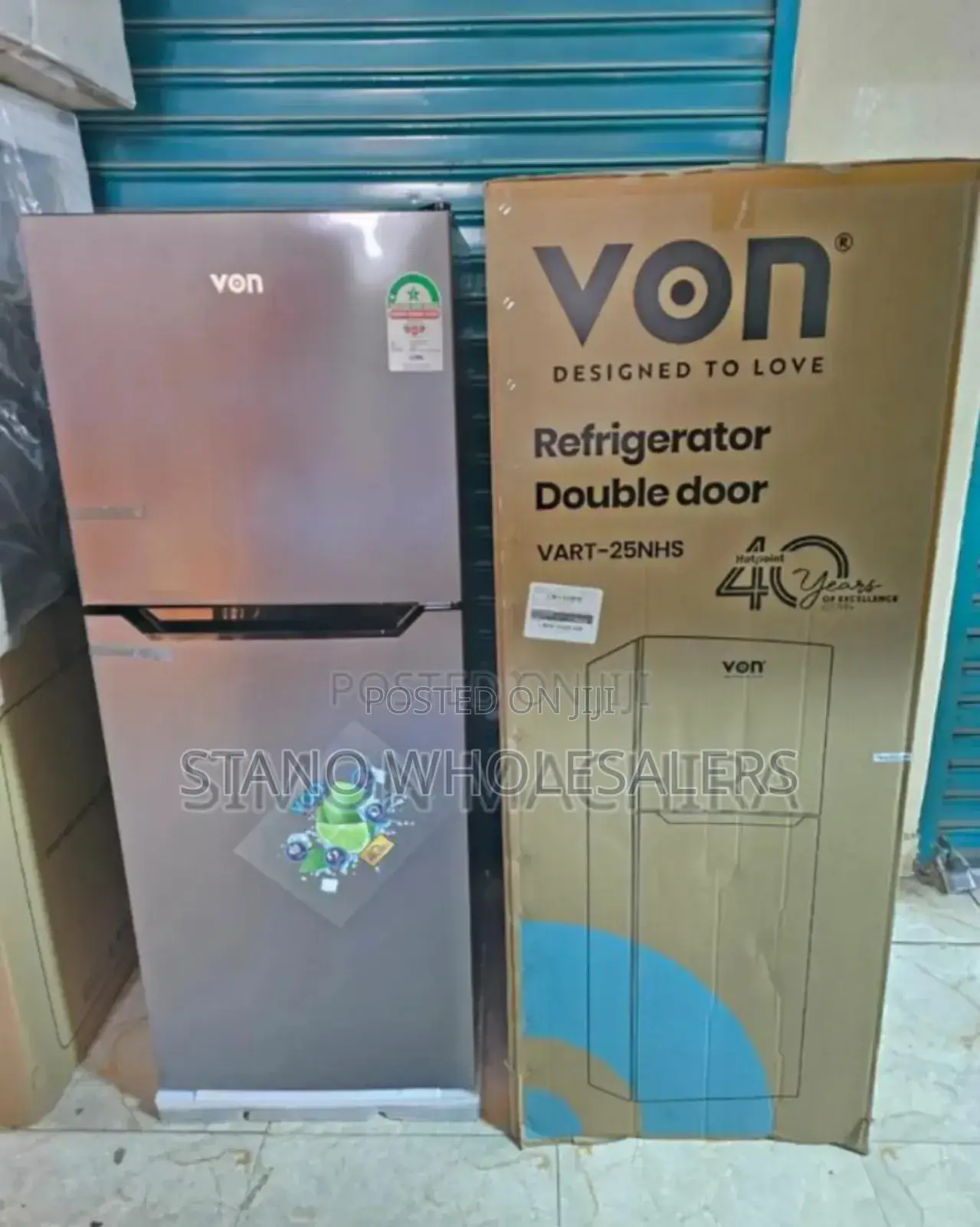 Colour Grey. Von 220l Fridge. 220litres Big