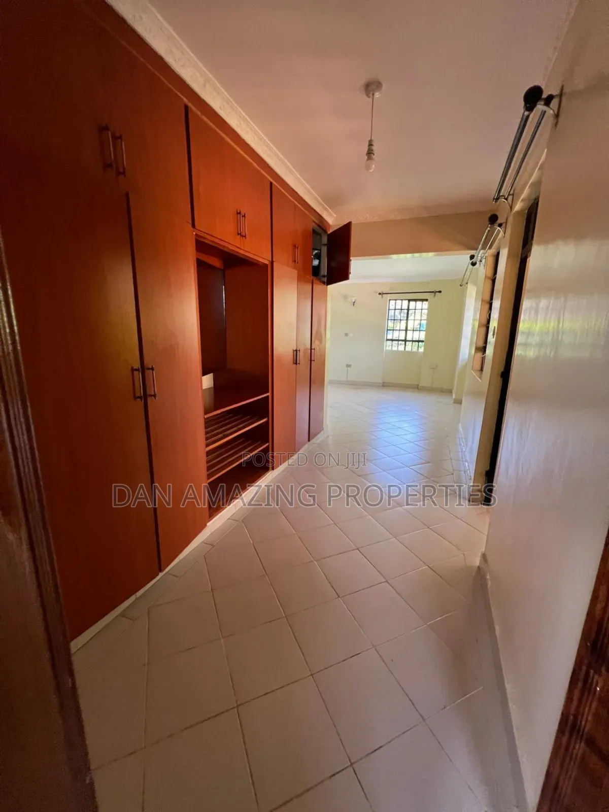 4bdrm Maisonette in Zambia, Ngong for sale