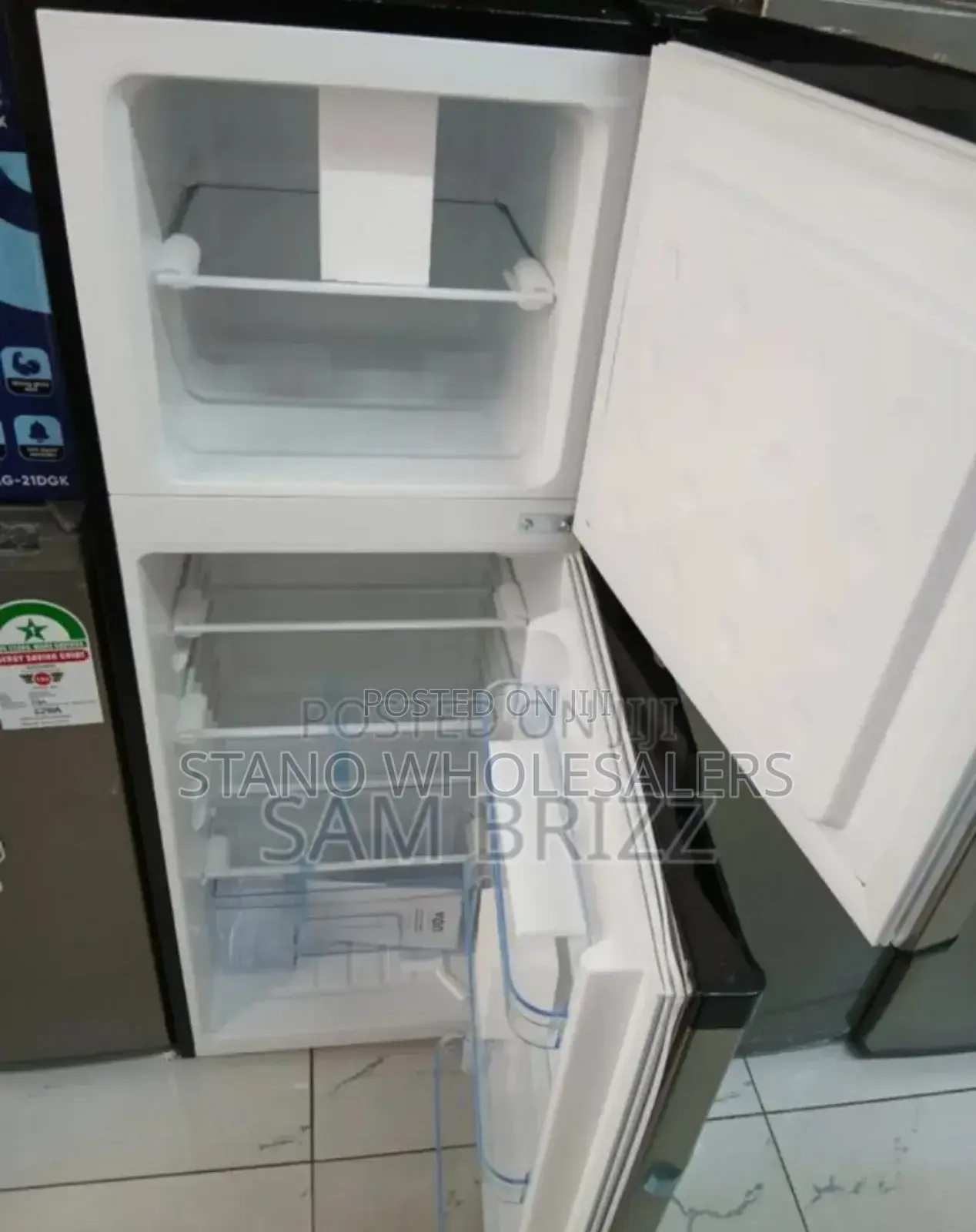 Two Doors Double Doors** Von 138l Fridge