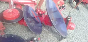 Brand New Mf 2 Discs Ploughs