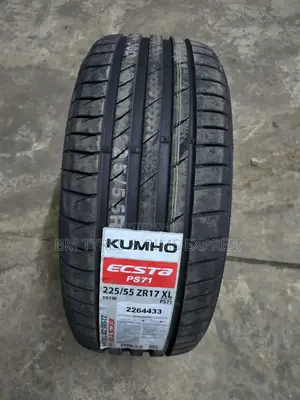 225 /55 R17 Khumo Tyres (Korea)