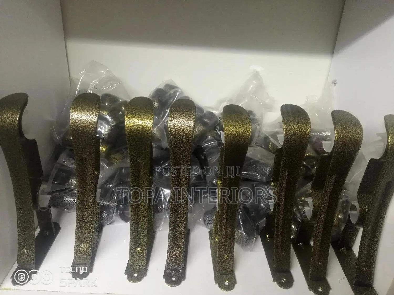 Strong Heavy Duty Powder Coated Double Brackets
