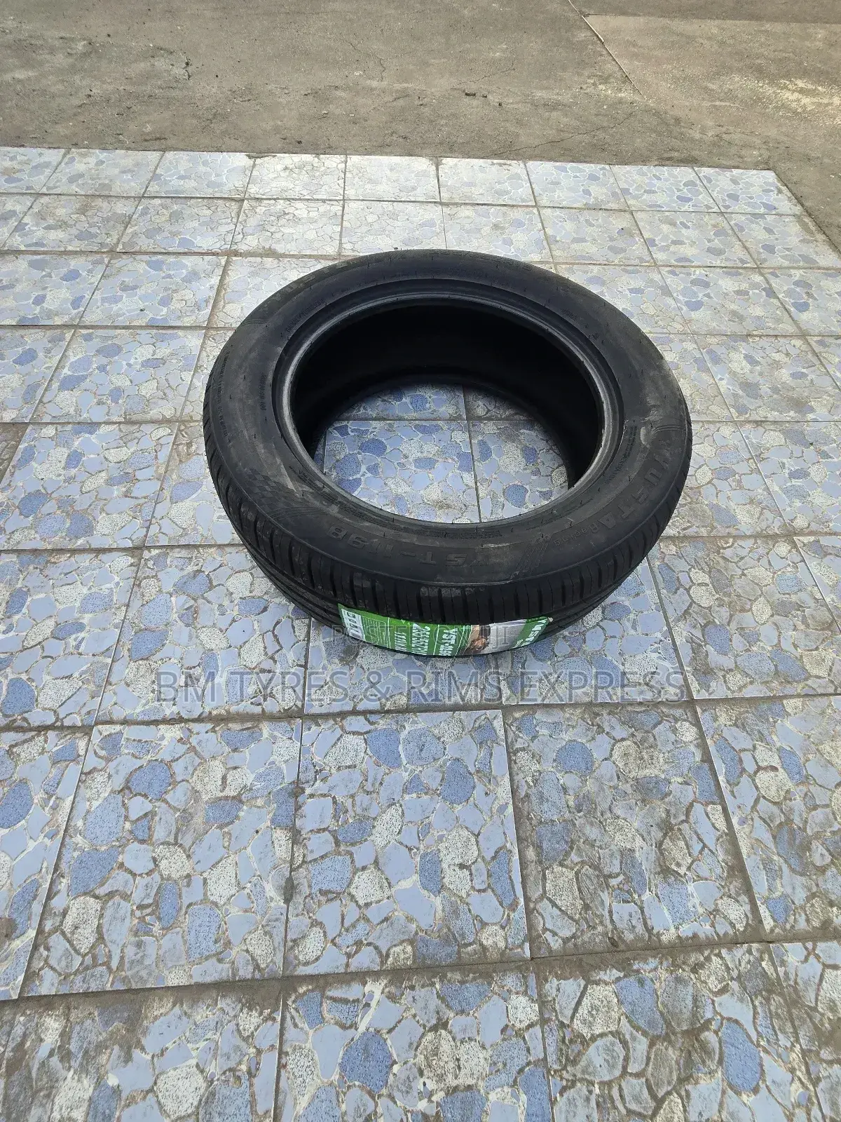 255 /55 R19 Yusta Tyres (Highway)