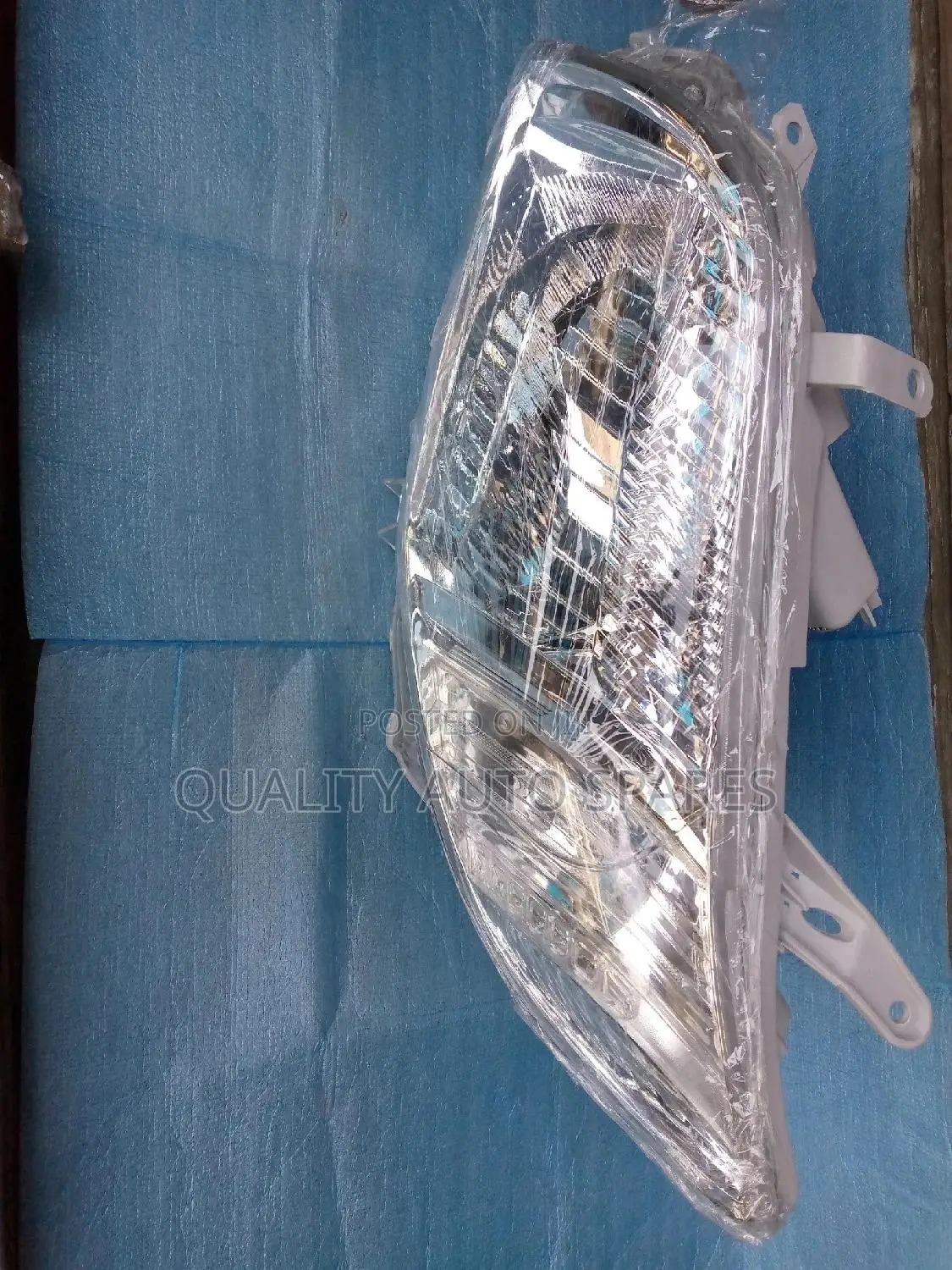 Headlamp For Toyota Fielder/Axio 2007-2010