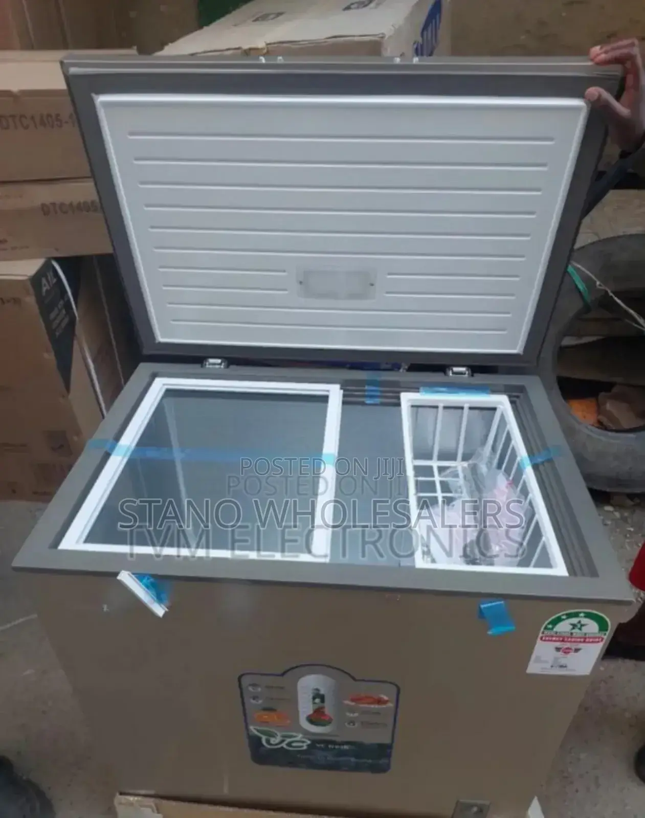 Colour Grey- Ecomax 219l Dep Freezers
