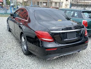 Mercedes-Benz E250 2018 Black