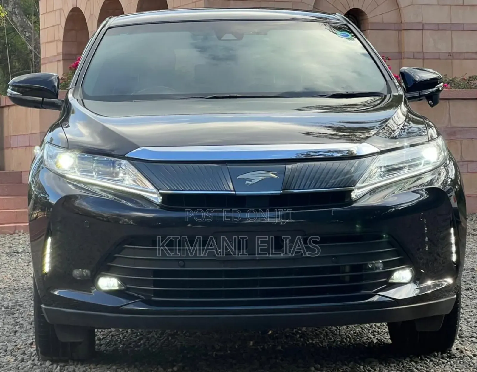 Toyota Harrier 2.0 2019 Black