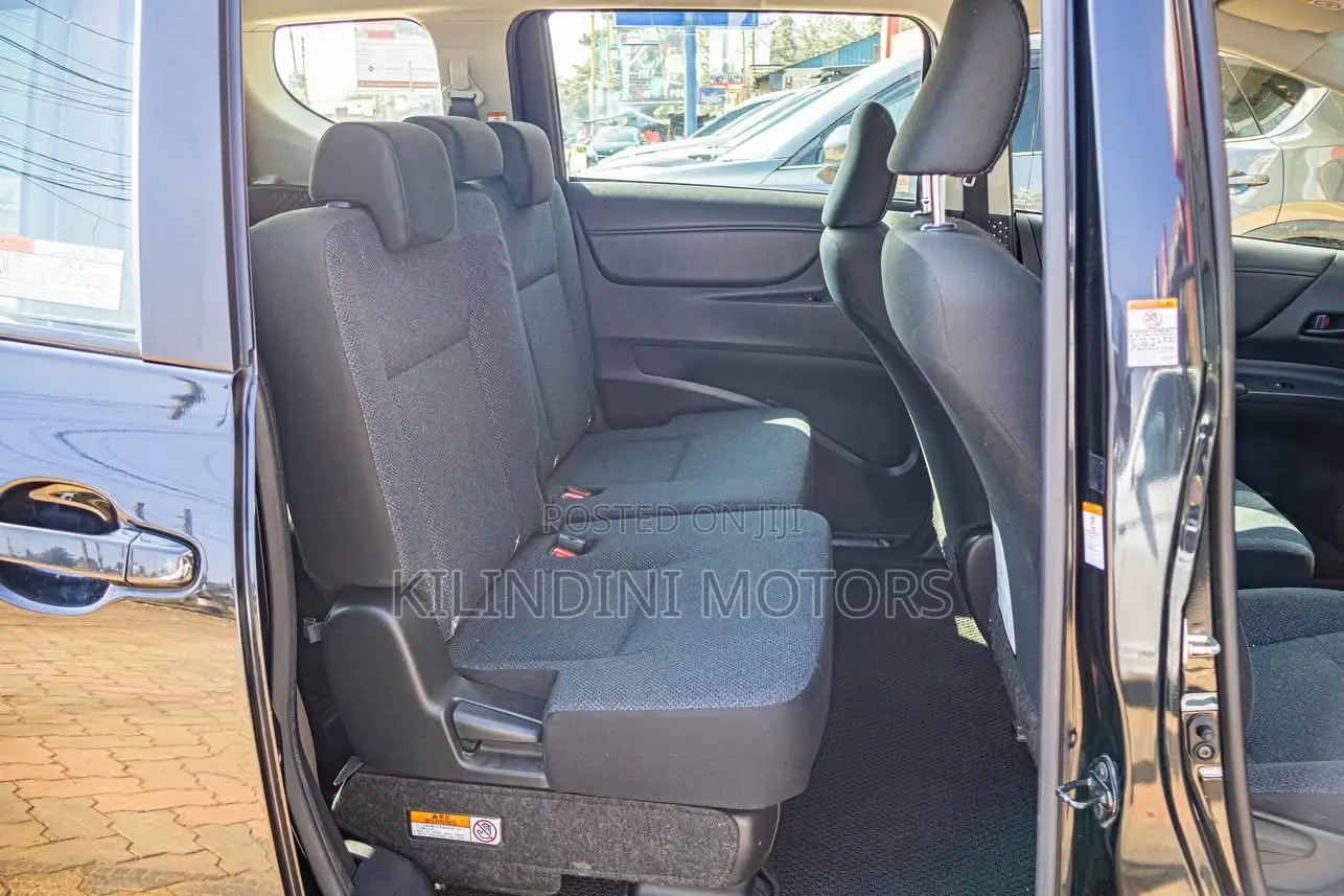 Toyota Sienta 2019 Black