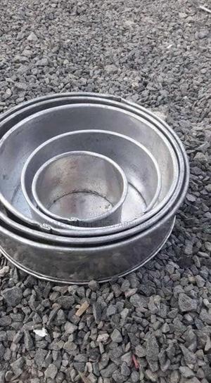 Round Baking Tins Set - main view