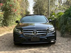 Mercedes-Benz E200 2020 Black