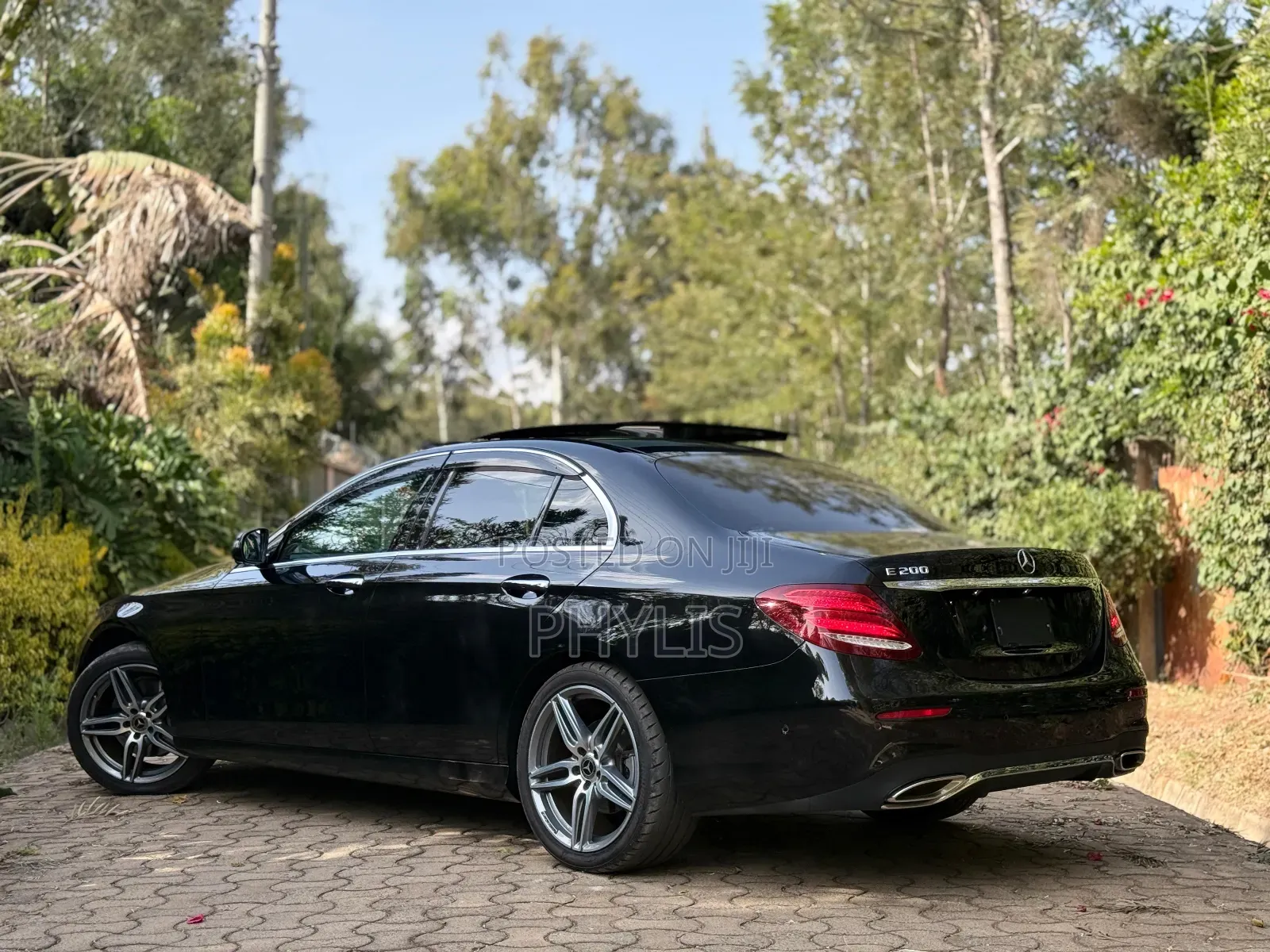 Mercedes-Benz E200 2020 Black