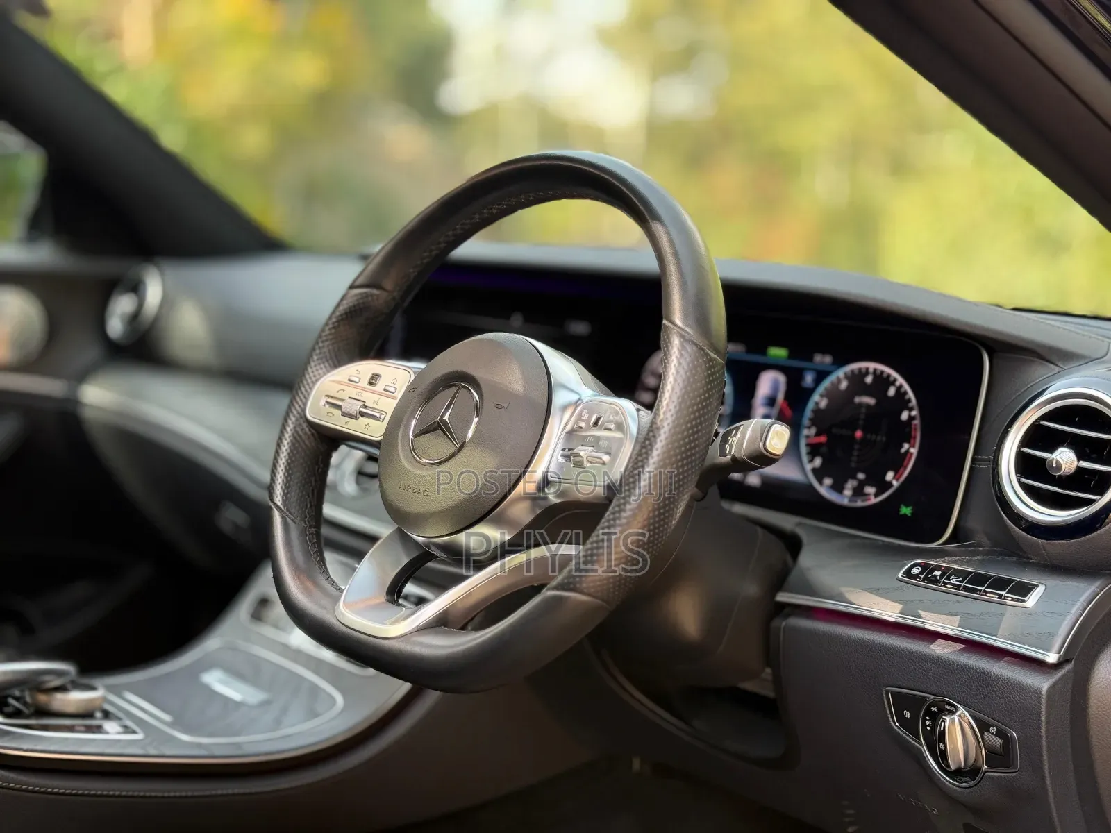 Mercedes-Benz E200 2020 Black