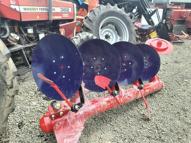 Brand New Mf 4 Discs Ploughs