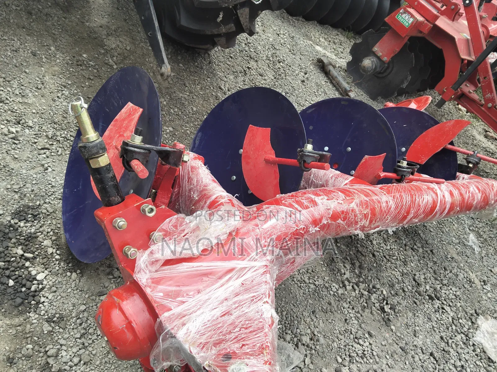 Brand New Mf 4 Discs Ploughs